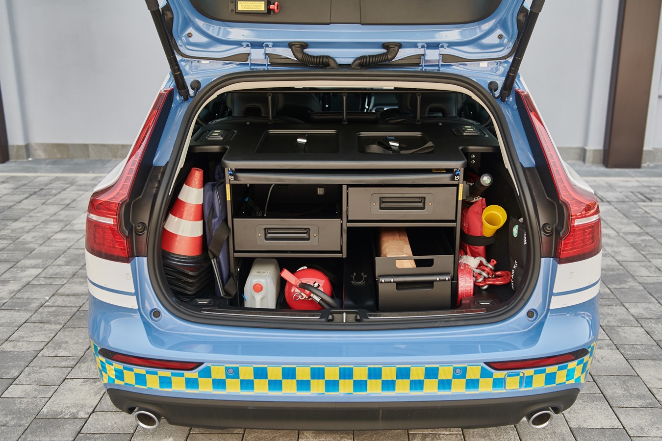 Volvo V60 Station Wagon in speciale allestimento Polizia