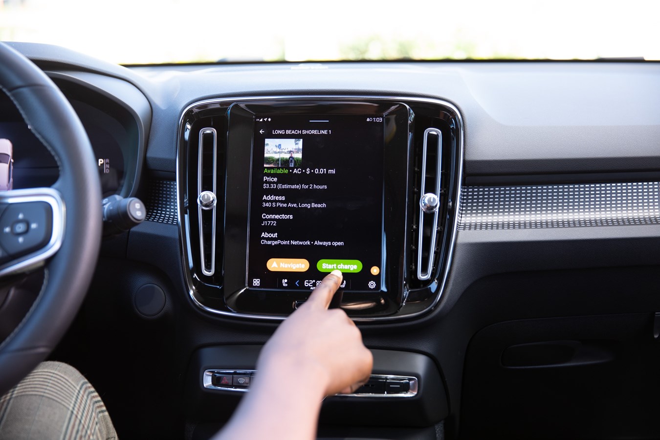 One-Stop Shop Feature in Volvo Cars App Simplifies Charging & Payment for EV Drivers