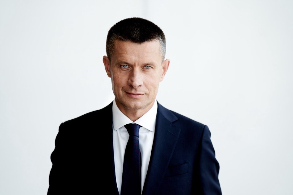 Arek Nowinski, Head of EMEA region.