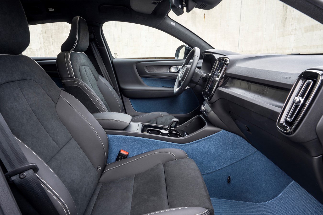 Volvo C40 Recharge, interior