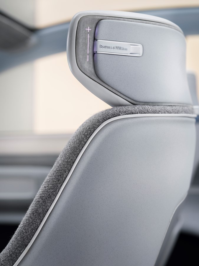 Volvo Concept Recharge, Interior detail seat