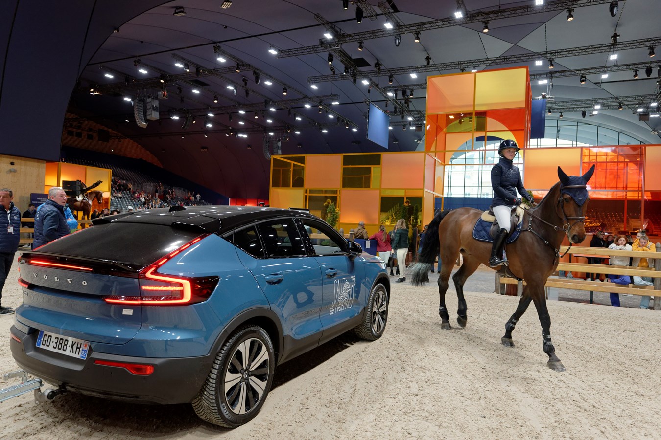 Volvo Car France renouvelle son partenariat avec le Saut Hermès en 2022