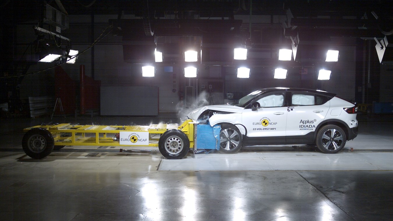 Fully electric C40 Recharge continues Volvo Cars five-star streak in Euro NCAP safety testing