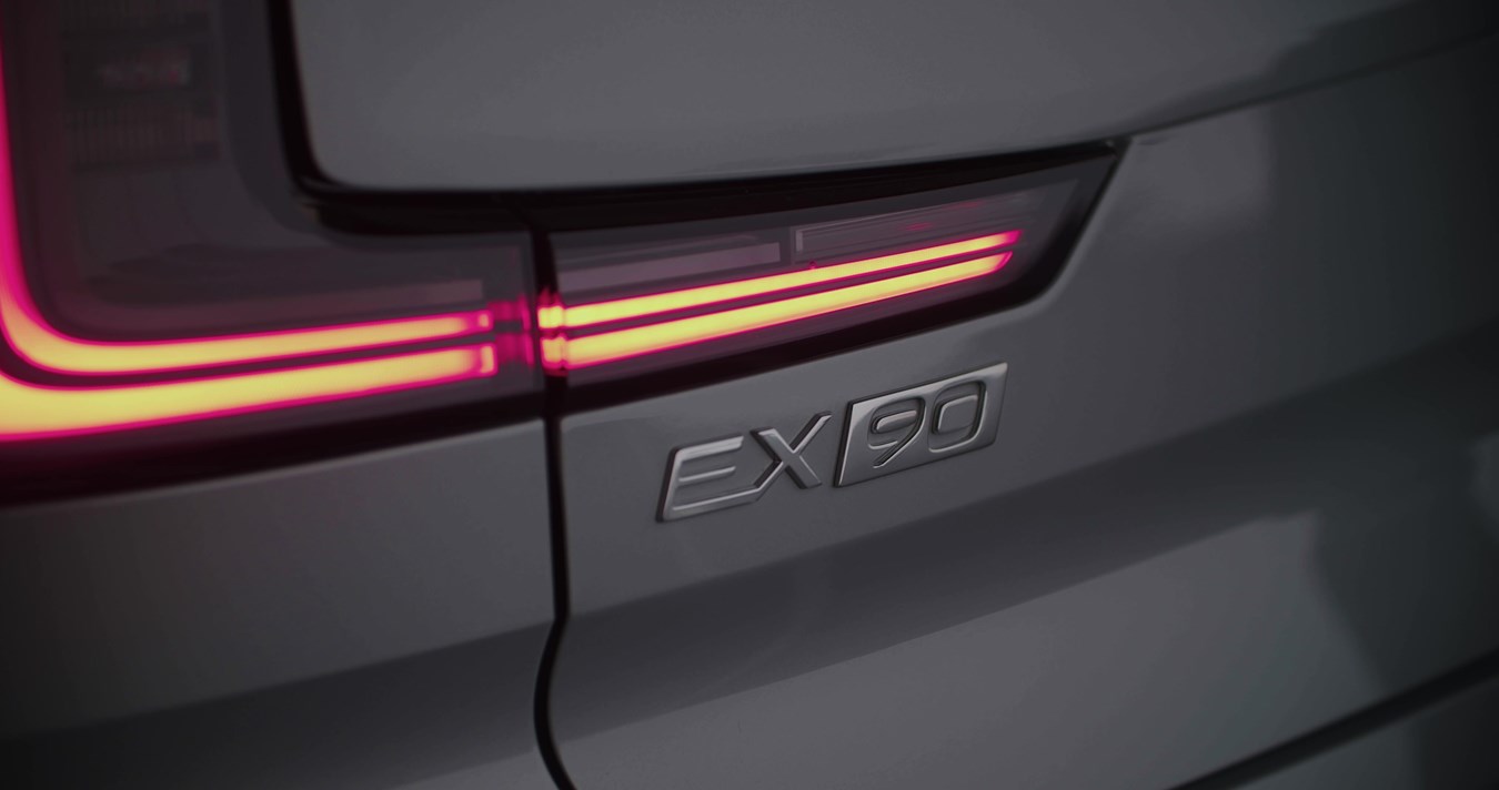 Volvo EX90 Car Footage