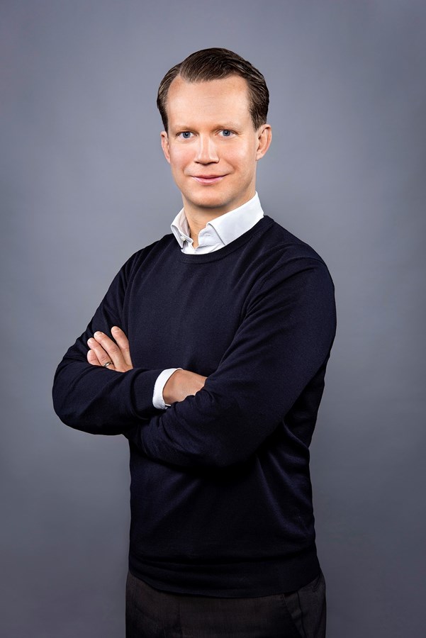Fredrik Isakson - Försäljning