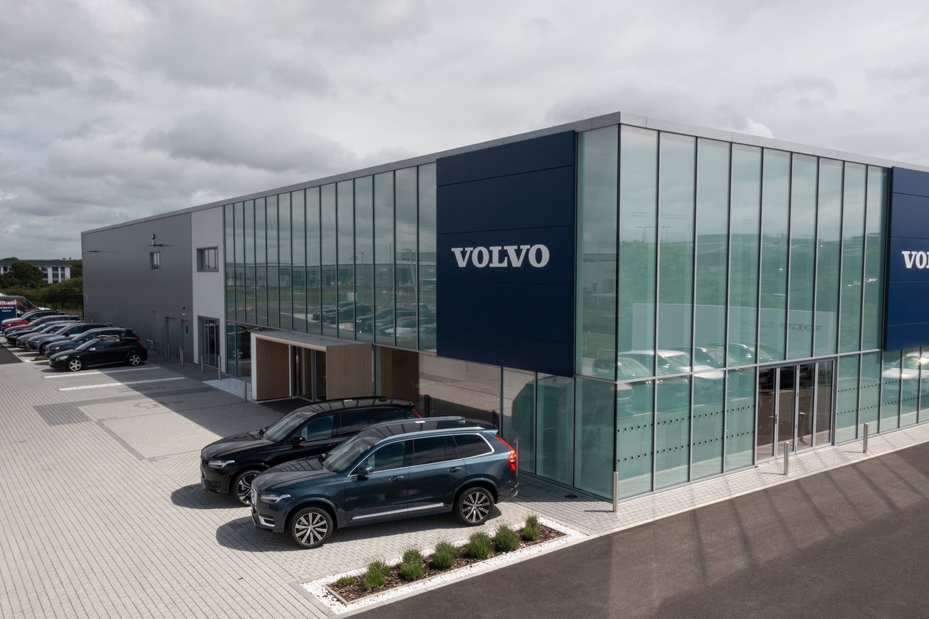 Volvo retailer