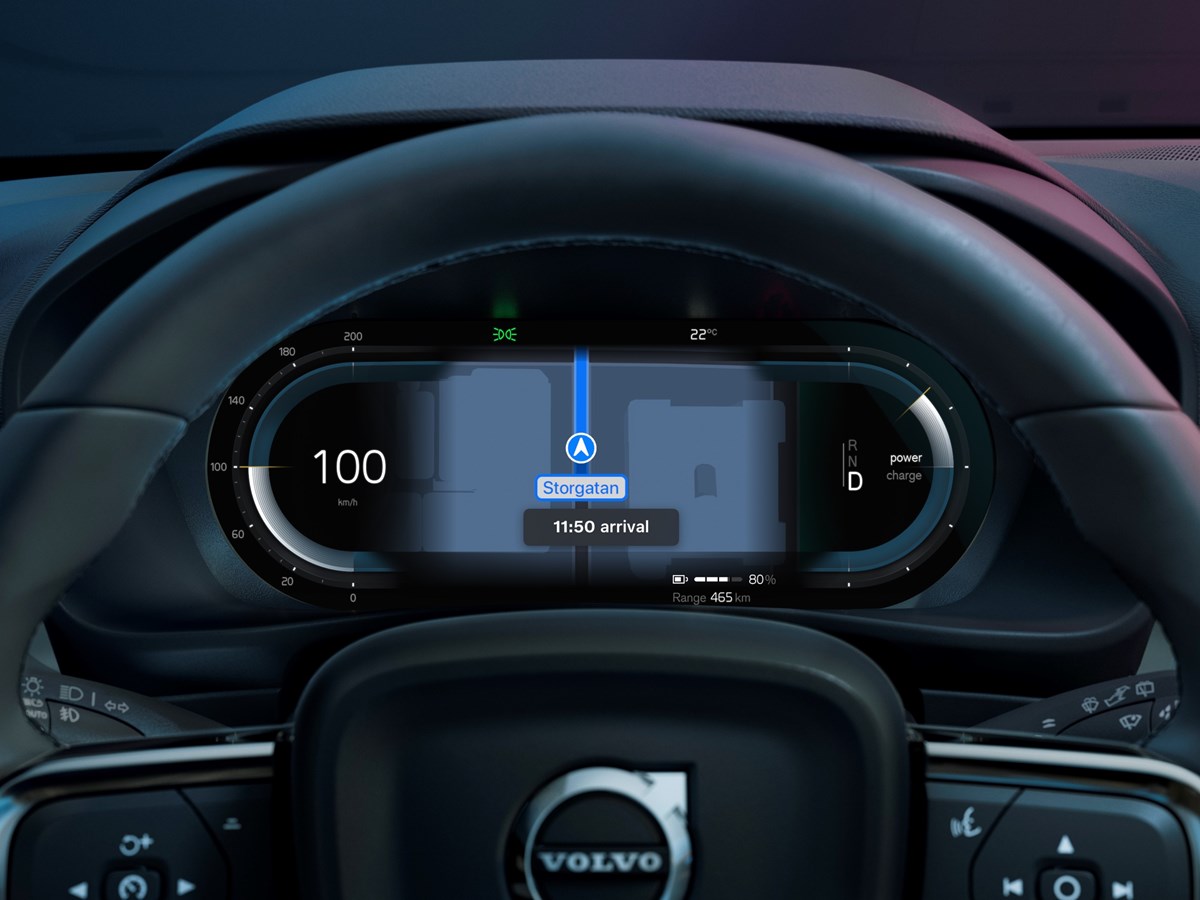 Volvo C40 Recharge - Navigation on driver display with Apple CarPlay