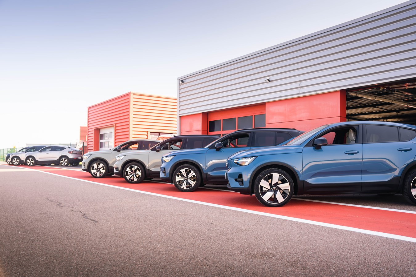 Générations Volvo : rencontre entre le passé et l’avenir de la marque au circuit de la Ferté-Gaucher le 3 juin 2023