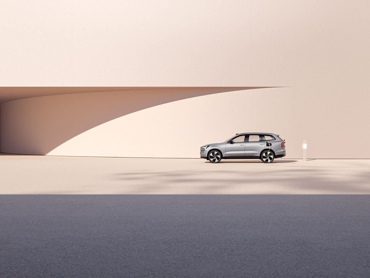 Volvo Cars launches new Energy Solutions business, embracing wider climate potential of electric cars