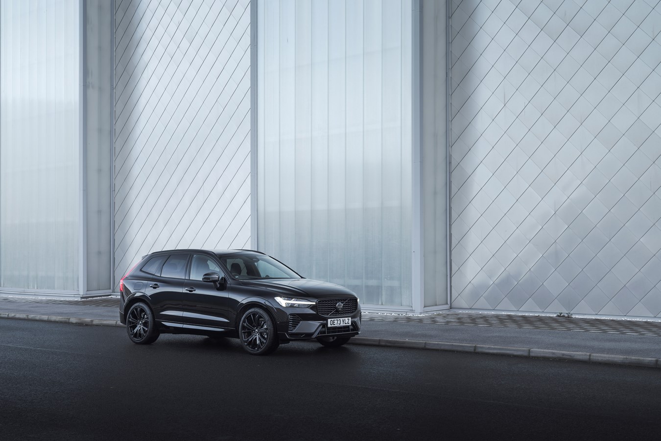 Volvo XC60 Recharge Plug-in Hybrid T8 Ultimate Black Edition
