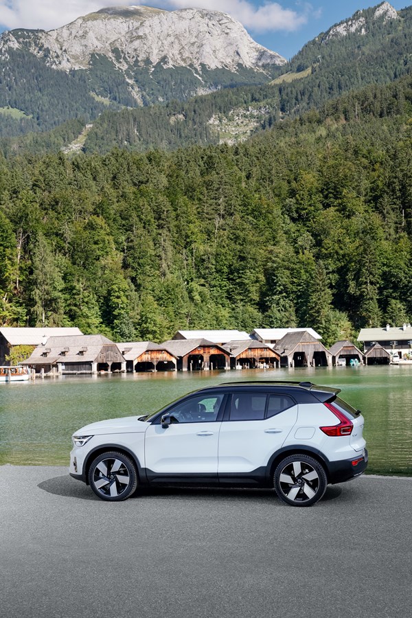 Volvo XC40 Recharge Pure Electric (MY 2024)