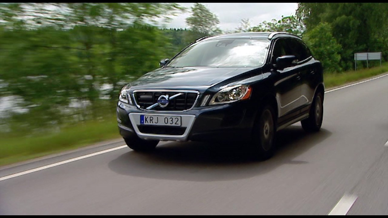 Volvo XC60, model year 2011, driving footage - Video Still