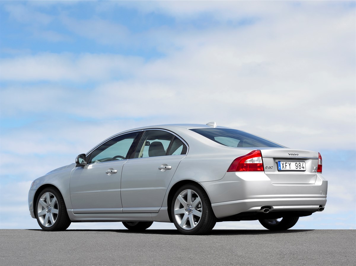 Volvo S80 - Outdoor Stationary