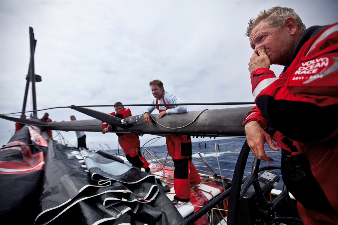 Puma Ocean Racing retires from first leg of Volvo Ocean Race, suffers from broken mast