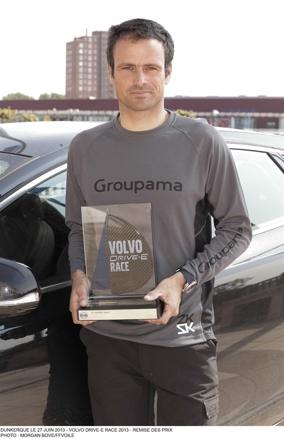Franck Cammas avec Groupama 34 vainqueur de la Volvo DRIVE-E Race 2013