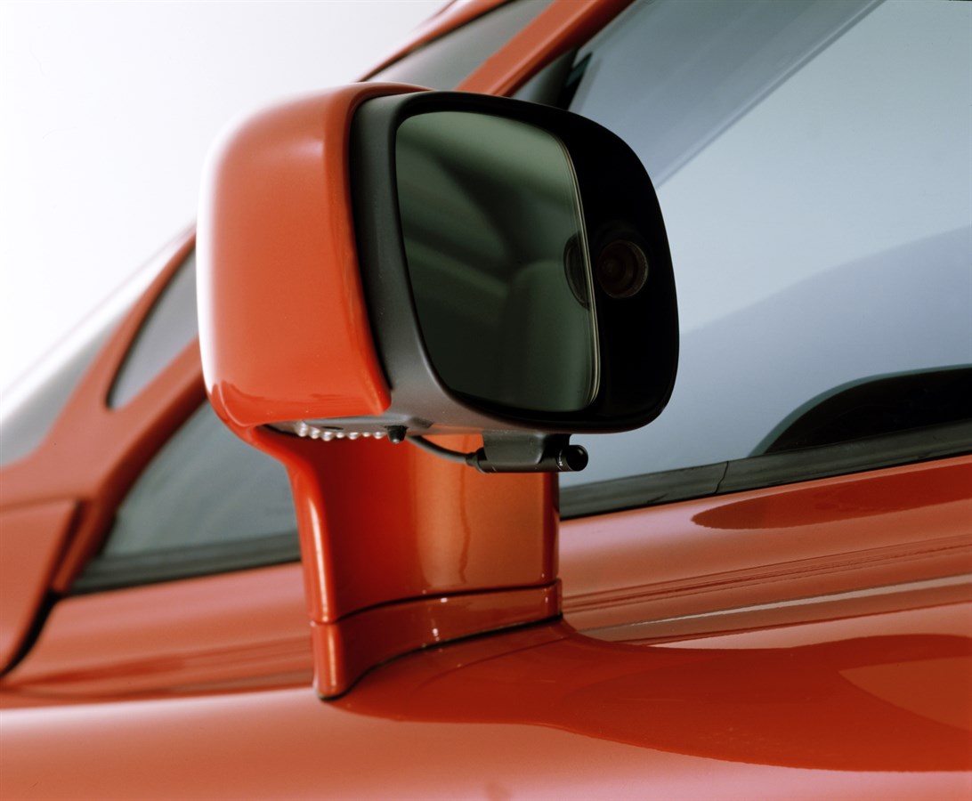Volvo SCC2 - Safety Concept Car Rear-View Mirror