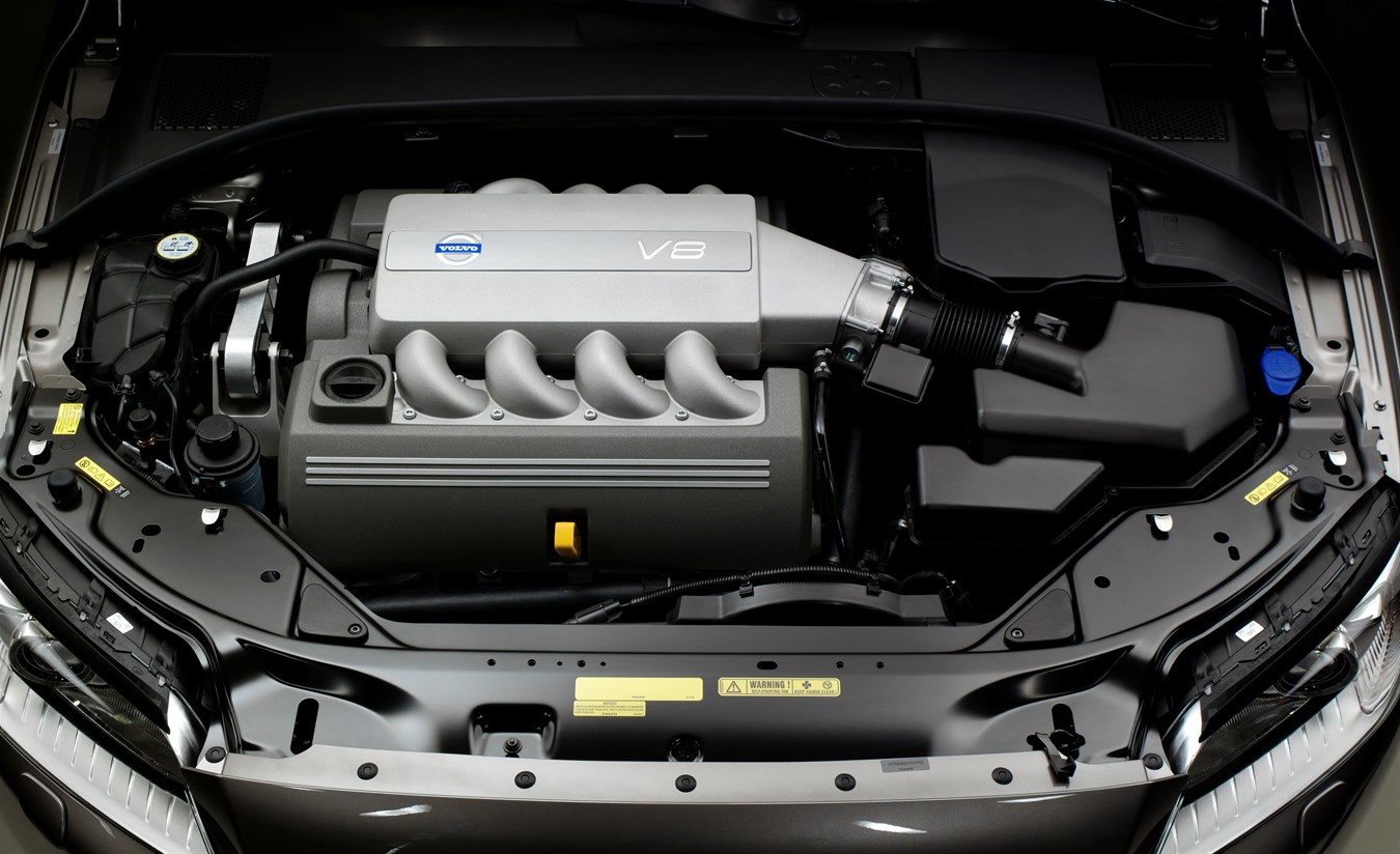 Volvo S80 - Engine