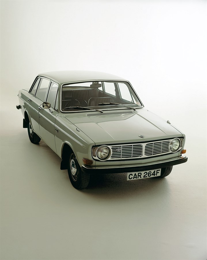 Una 144S del 1968 nella versione con guida a destra per il mercato Regno Unito