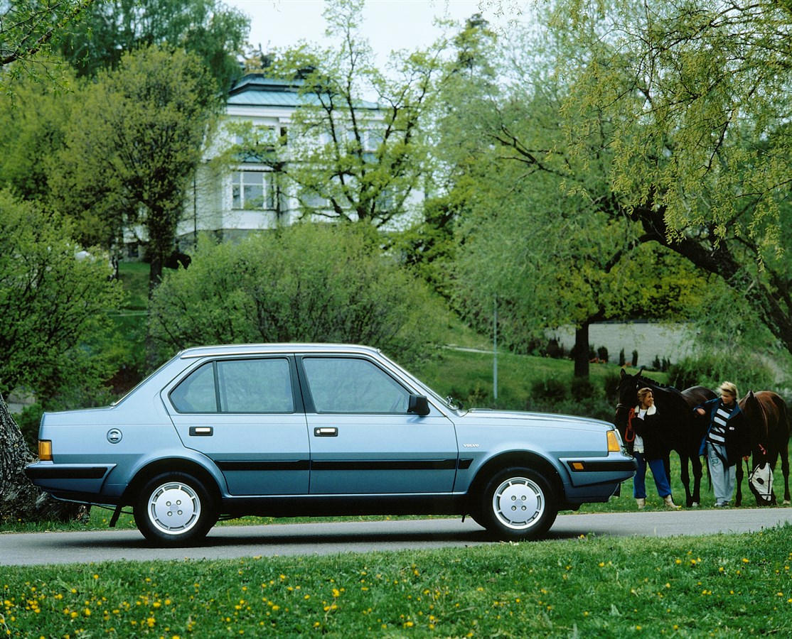 360 GLE, 1988