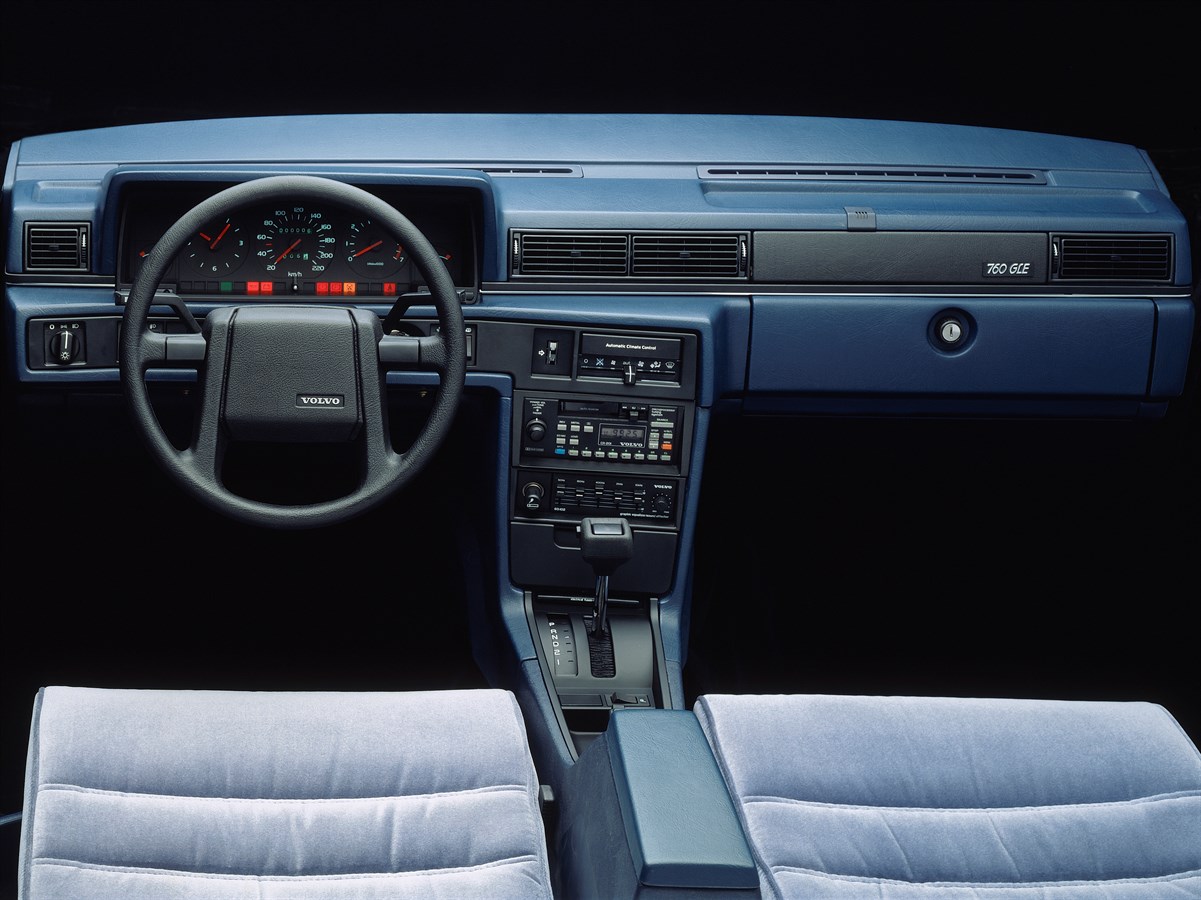 760 GLE, Dashboard, 1985