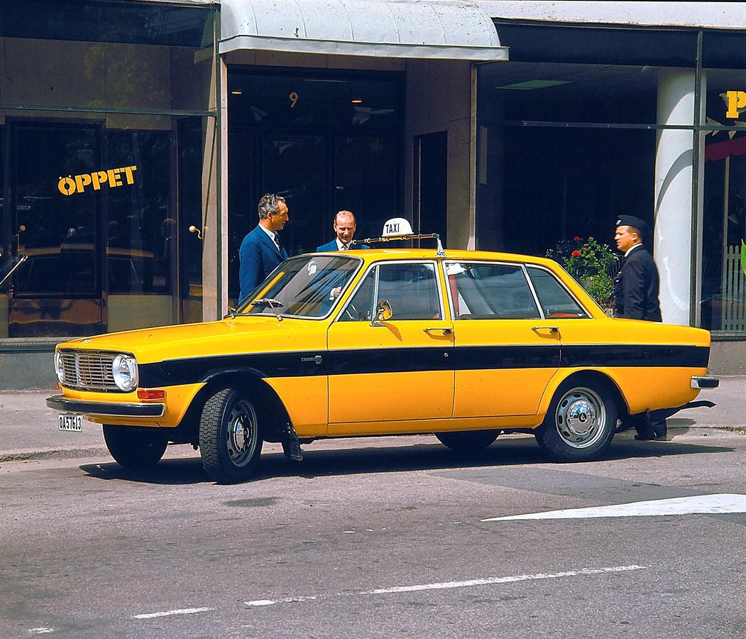 Volvo 144 Taxi