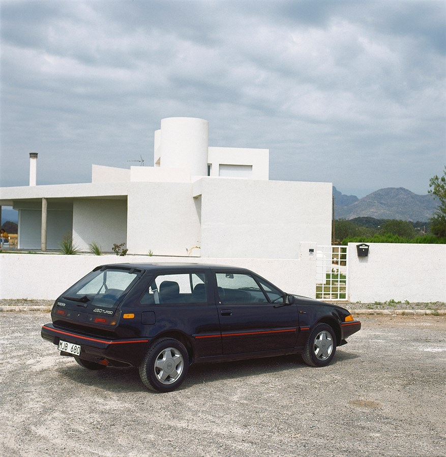 480 Turbo, 1990