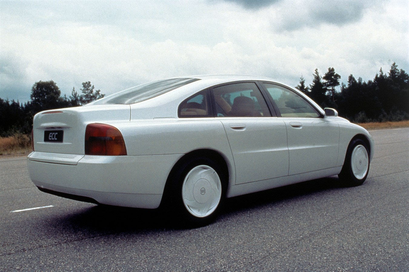 Prototipo di vettura ecologica (ECC, Environmental Concept Car), 1992