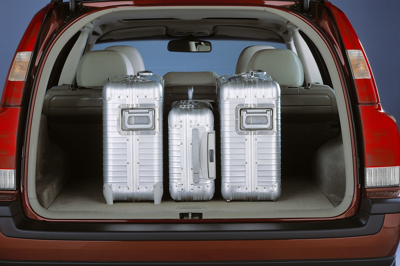 V70 Bi-Fuel, luggage compartment