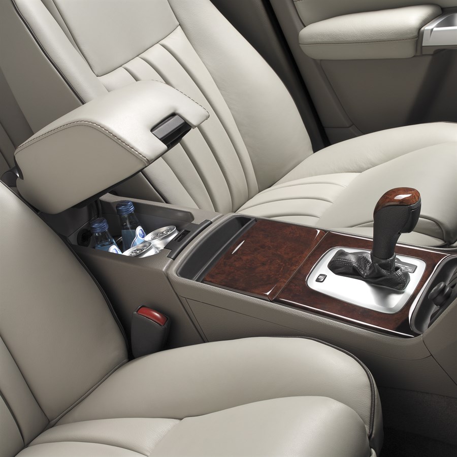 XC90 Executive, Central console, with refrigerator