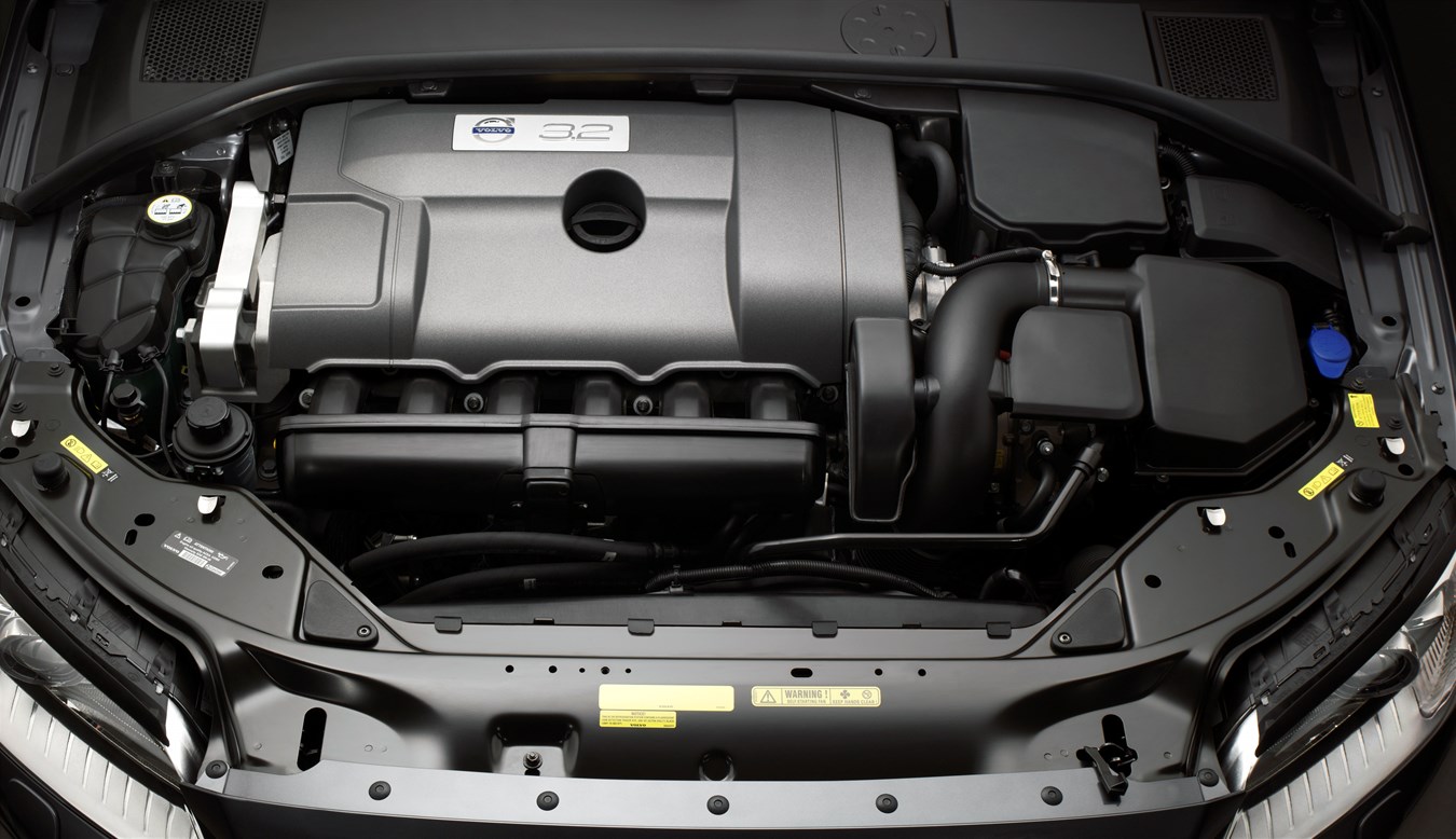All-new Volvo 3.2-litre 6-cylinder petrol engine