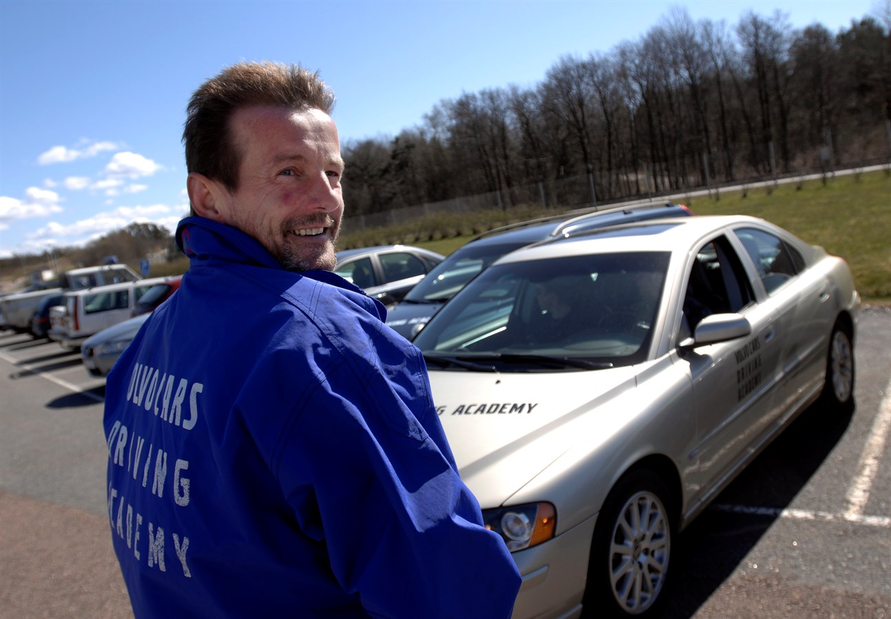 Volvo Car Driving Academy - Tommy Andersson teaches about eco-driving