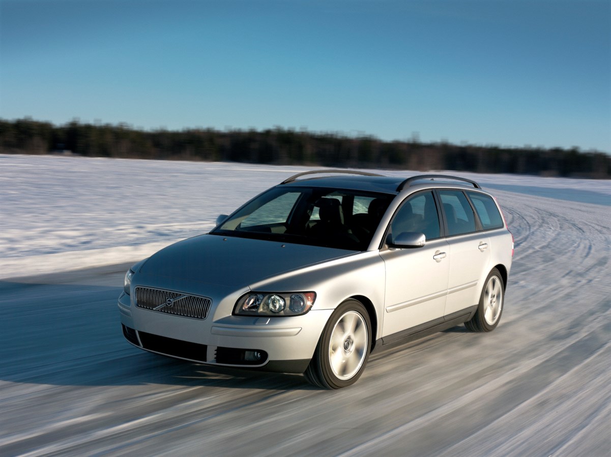 Volvo V50 - Sportswagon with driving pleasure – also on winter