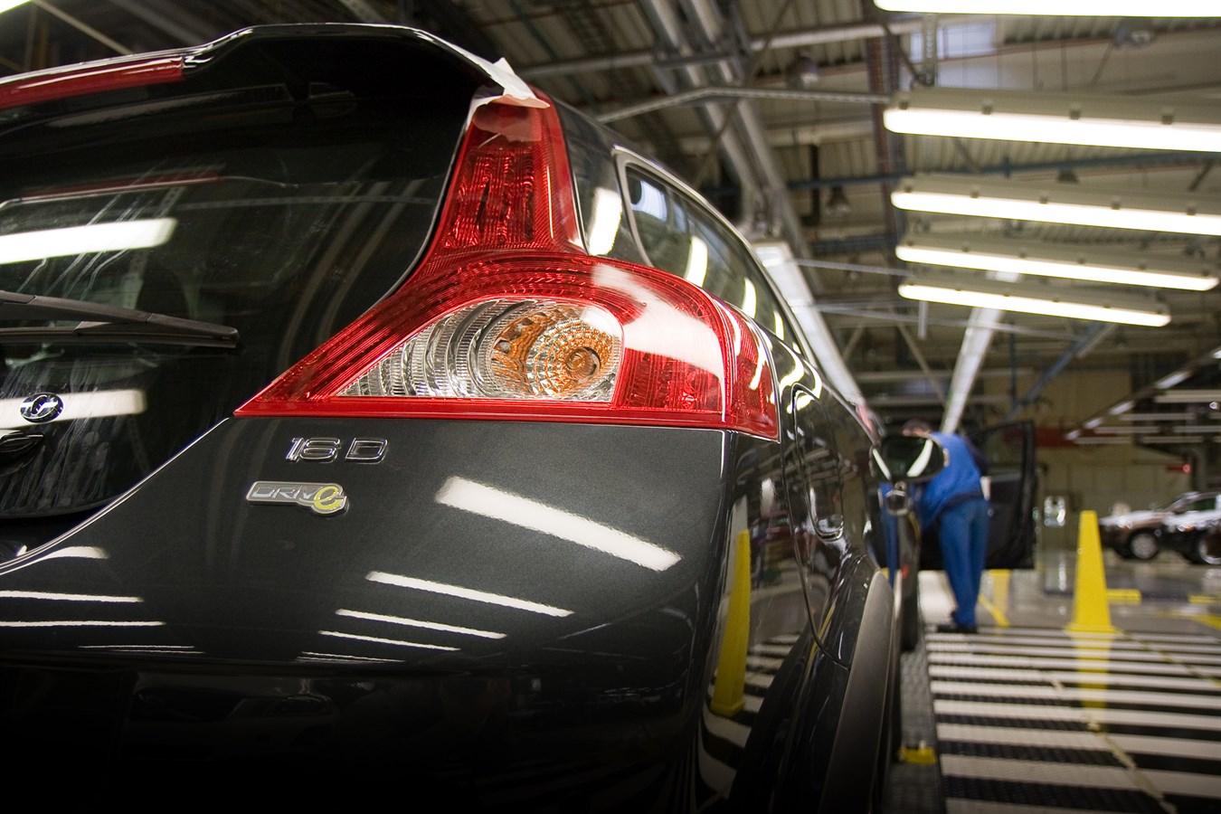 The first Volvo C30 1.6D DRIVe has now been produced in Volvo Cars Ghent plant