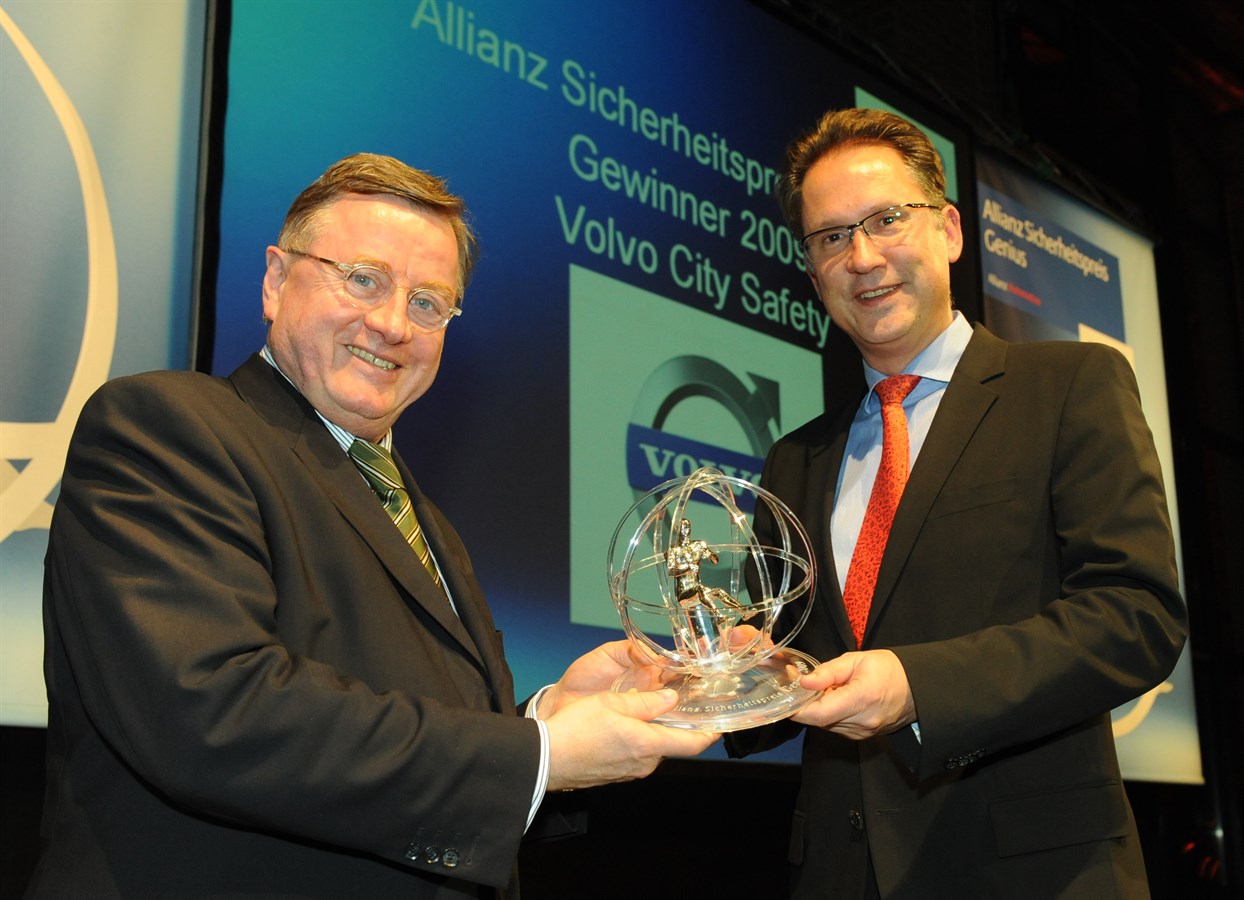 Volvo receives the „Genius“ award by Allianz