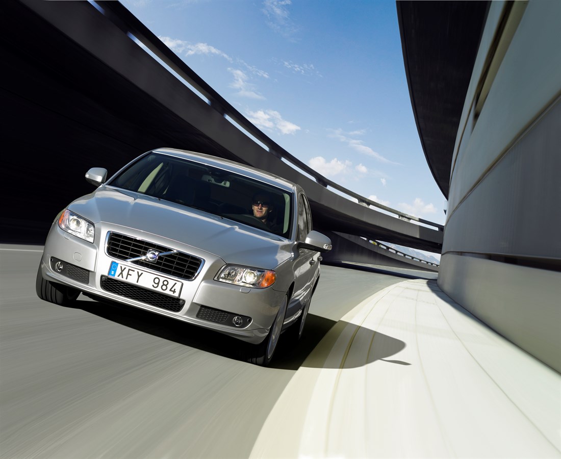The All New Volvo S80 Chassis Advanced Technology Provides First Class Driving Experience Volvo Cars Global Media Newsroom