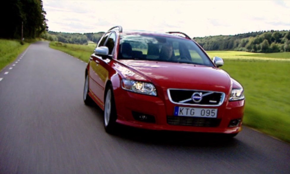 Volvo V50, model year 2011, driving footage - Video Still