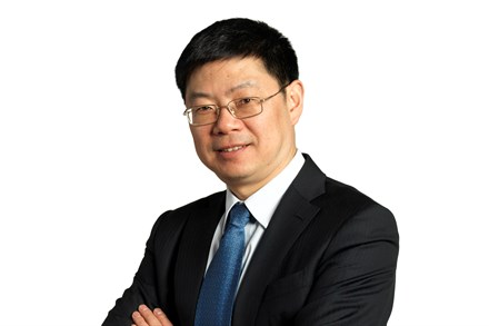 Dr. Peter P. Zhang - Member of the Board of Directors, Volvo Car Corporation, CV and Biography