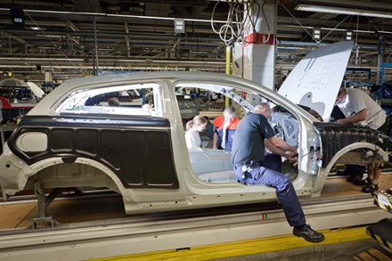Volvo avvia la produzione della C30 Electric destinata al leasing in Europa
