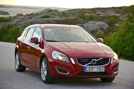 Volvo V60 als sicherstes Familienfahrzeug Europas 2011 ausgezeichnet