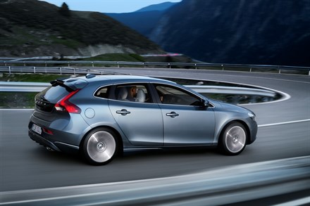 The all-new Volvo V40 - Driving Dynamics: Agile driving pleasure in a compact package