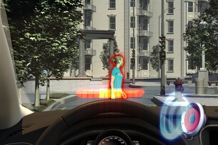 The all-new Volvo V40 – Pedestrian Detection with full auto brake (0:28)
