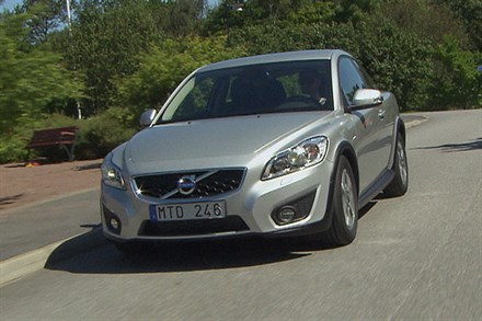 Volvo C30, model year 2013, driving footage (2:03)