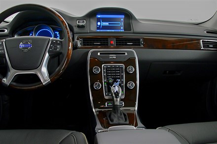 The New Volvo S60, S80, V60, V70, XC60 and XC70 - Interior Short C-Roll