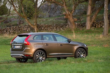 The new Volvo S60, V60 and XC60: Major renewal boosts the dynamic appearance and appeal of the Volvo 60 cluster 