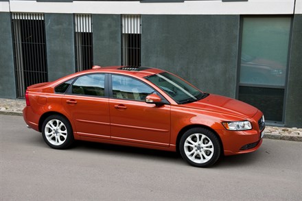 Volvo S40 and V50 - now also with CO2 emissions of 99 g/km