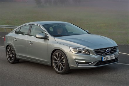 Volvo S60, model year 2014, driving footage