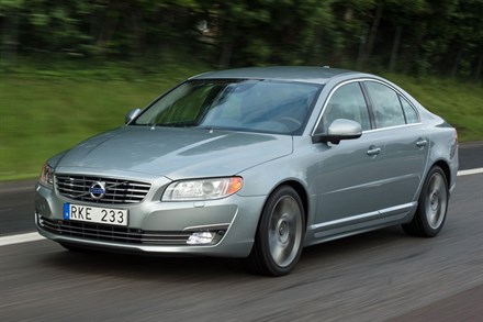 Volvo S80, model year 2014, driving footage