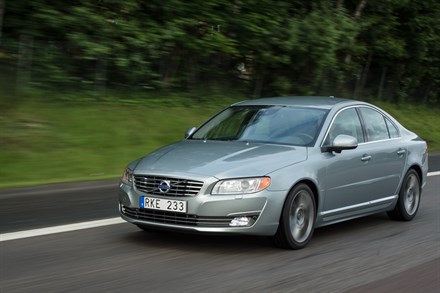 Volvo S80 awarded a 2014 Top Safety Pick+ by IIHS