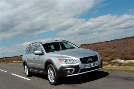Volvo Car UK launches free puncture and windscreen chip repair service for every Volvo driver