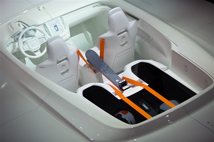 Volvo Cars at the 2014 Detroit Motor Show - Inside out: Volvo Cars reveals versatile interior for the Concept XC Coupé